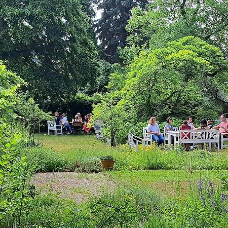 Gaeste- Und Tagungshaus Am Glockengarten Berlijn Buitenkant foto