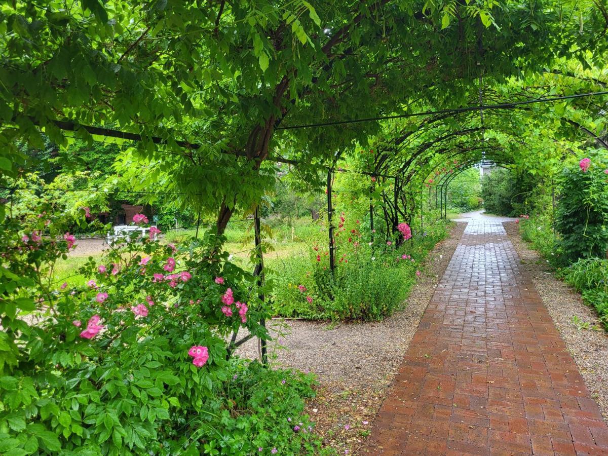Gaeste- Und Tagungshaus Am Glockengarten Berlijn Buitenkant foto