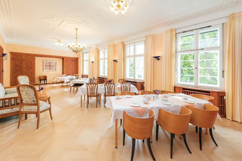 Gaeste- Und Tagungshaus Am Glockengarten Berlijn Buitenkant foto