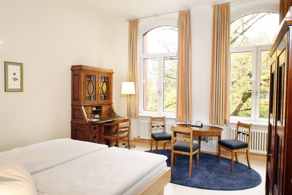 Gaeste- Und Tagungshaus Am Glockengarten Berlijn Buitenkant foto